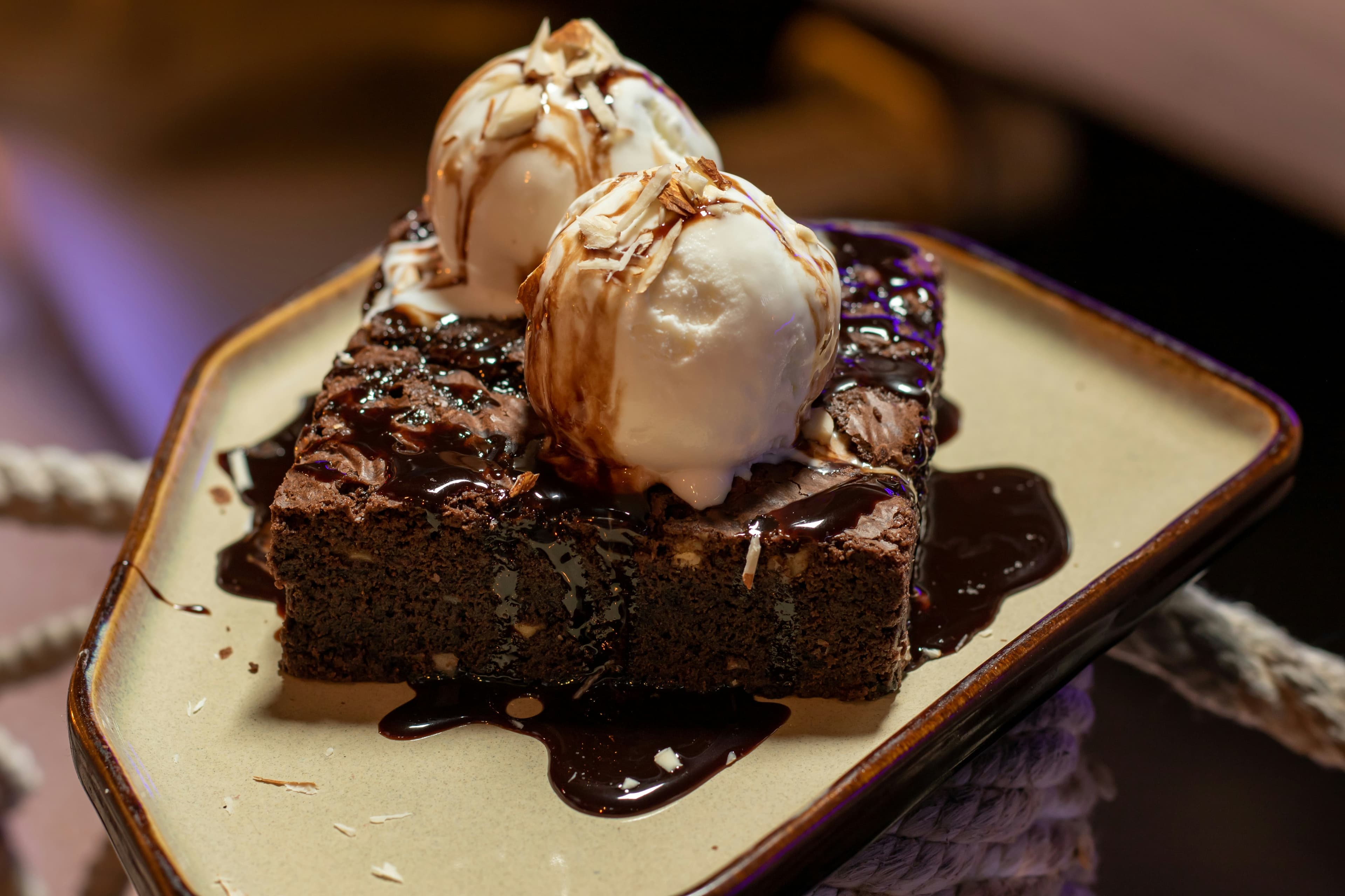 Brownie con Helado